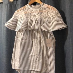 Belle Sky NWT SZ m striped top